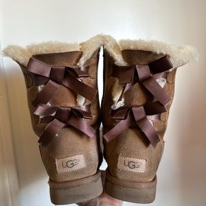 Women’s Baily Bow II Chestnut UGG